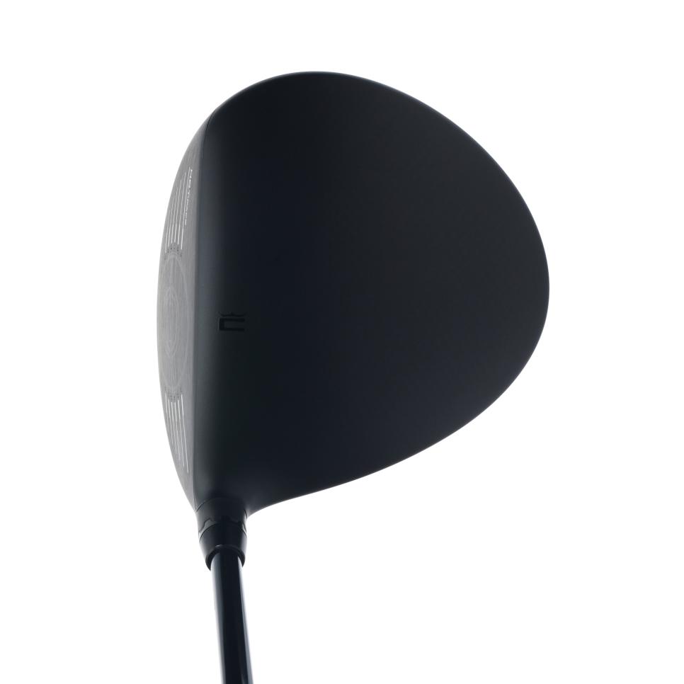 /content/dam/images/golfdigest/fullset/hotlist-2024/drivers/Cobra Darkspeed LS_D_ADDRESS.jpg